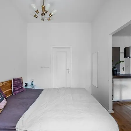 Great Apartment In The Hype Neighborhood Prague Exterior photo